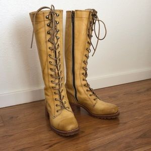 Frye Campus lace-up boots, banana tan, 6.5